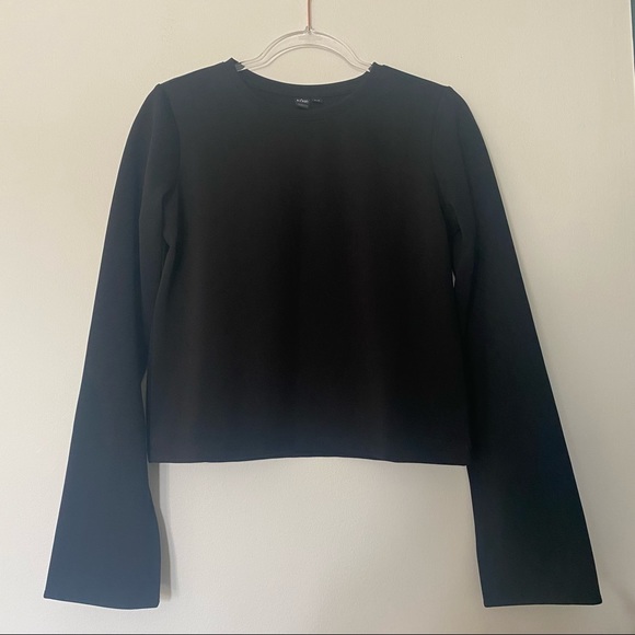 Simons Icōne Women’s Flare Sleeve Top - Picture 3 of 5